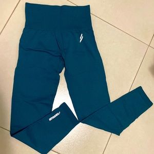 High Waisted & Flattering Teal Legging